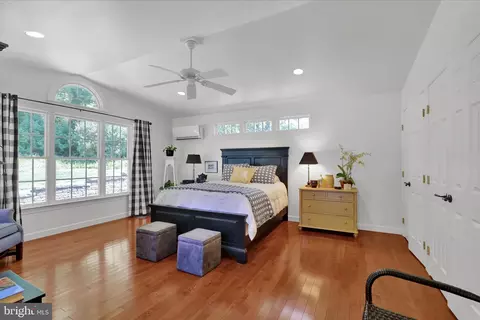 Bedroom - 313 Parkview Rd, Reading, PA 19606 photo 1 of 9
