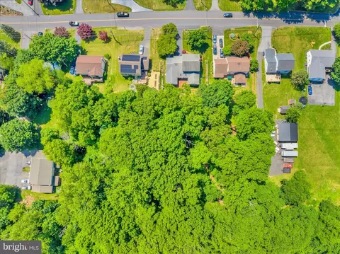 View/Area - 313 Parkview Rd, Reading, PA 19606 photo 7 of 9