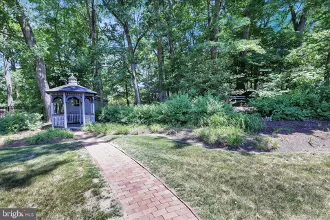 Exterior - 313 Parkview Rd, Reading, PA 19606 photo 5 of 12