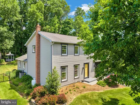 Exterior - 313 Parkview Rd, Reading, PA 19606 photo 11 of 12