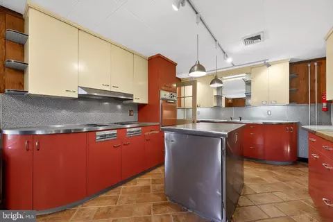 Kitchen - 1427 Lacrosse Ave, Reading, PA 19607 photo 1 of 4
