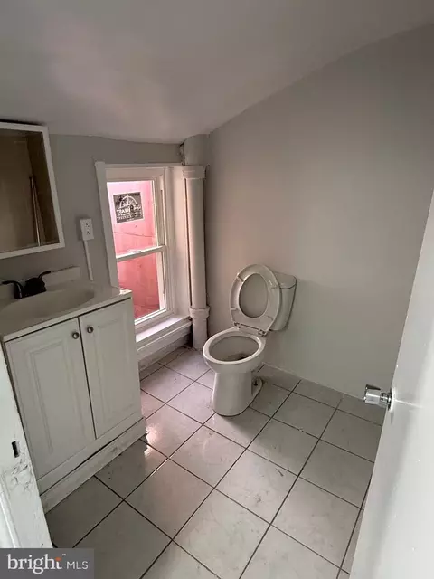 338 Cedar St, Reading, PA 19601 photo 5