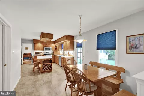 Kitchen - 512 Thomas Pl, Reading, PA 19608 photo 5 of 5