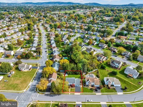 View/Area - 512 Thomas Pl, Reading, PA 19608 photo 6 of 6