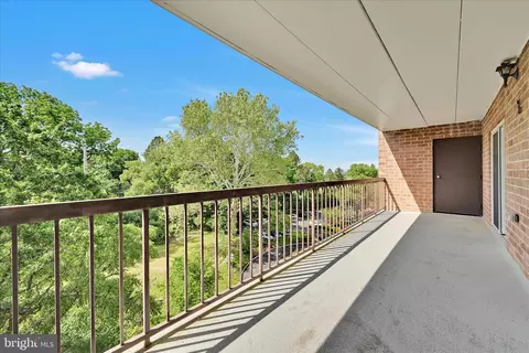 Exterior - 1375 Pershing Blvd #608, Reading, PA 19607 photo 3 of 5