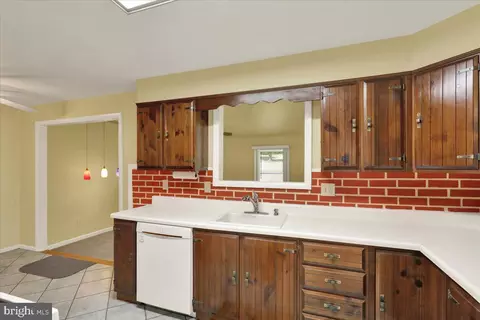 Kitchen - 702 Frederick St, Reading, PA 19607 photo 3 of 5