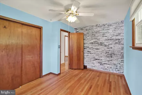 Bedroom - 702 Frederick St, Reading, PA 19607 photo 2 of 7