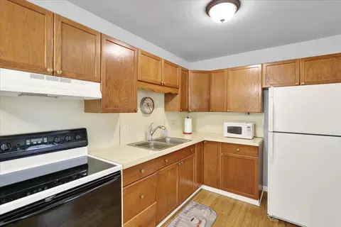 Kitchen - 702 Frederick St, Reading, PA 19607 photo 5 of 5