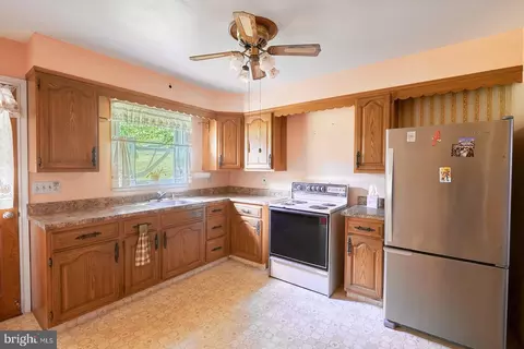 Kitchen - 18 Ardmore Ave, Reading, PA 19607 photo 1 of 2