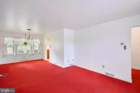 Living - 18 Ardmore Ave, Reading, PA 19607 photo 1 of 3
