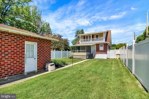 Exterior - 238 E Walnut St, Reading, PA 19607 photo 6 of 6