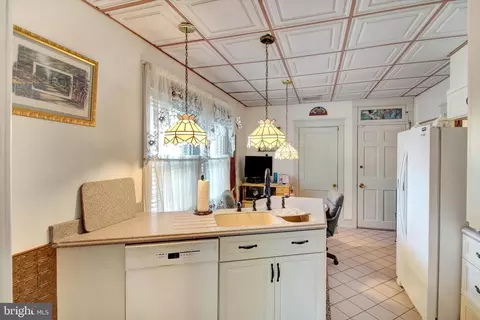 Kitchen - 238 E Walnut St, Reading, PA 19607 photo 4 of 4