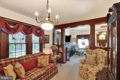 Living - 238 E Walnut St, Reading, PA 19607 photo 3 of 3