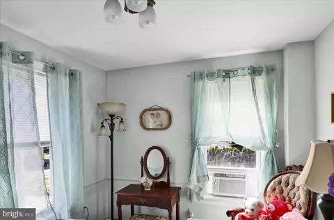 Bedroom - 312 Summit Ave, Reading, PA 19611 photo 4 of 4