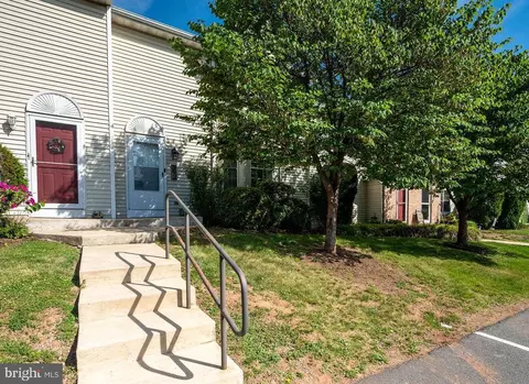39 2 Mint Tier, Reading, PA 19606