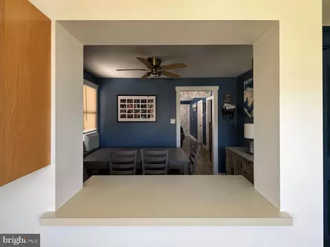 Entry Way - 523 Oley St, Wyomissing, PA 19610 photo 2 of 2