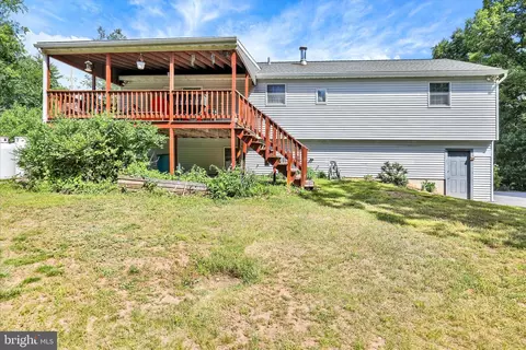 Exterior - 37 Beavens Rd, Reading, PA 19608 photo 6 of 8