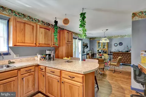 Kitchen - 37 Beavens Rd, Reading, PA 19608 photo 3 of 4