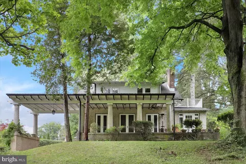 3421 River Rd, Reading, PA 19605