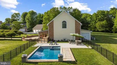 Exterior - 415 Hunter Rd, Oley, PA 19547 photo 2 of 7
