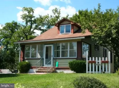 5811 Oley Turnpike Rd, Oley, PA 19547
