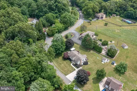 View/Area - 307 Skyline Dr, Reading, PA 19606 photo 1 of 4