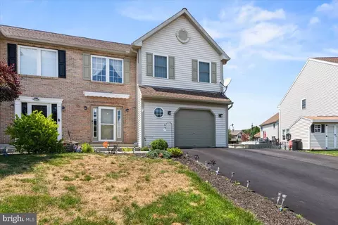 1032 Ithica, Reading, PA 19605 photo 2