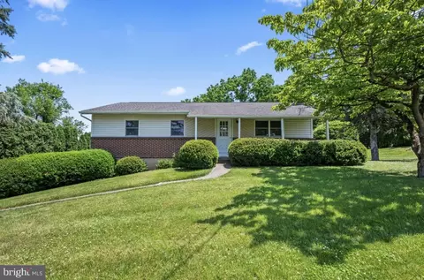 65 Klines Rd, Maxatawny, PA 19538