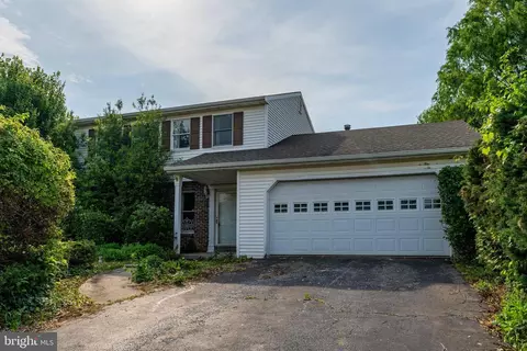 1524 Colony Dr, Reading, PA 19610