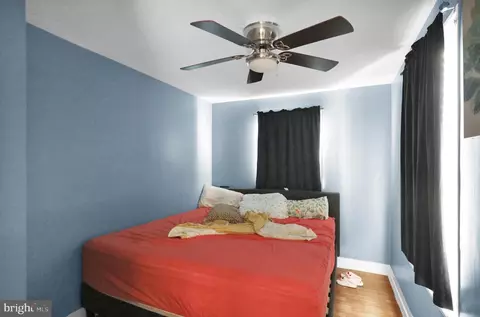 Bedroom - 1122 Buttonwood St, Reading, PA 19604 photo 2 of 3