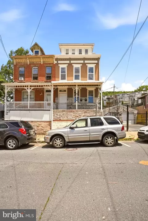 329 Lombard St, Reading, PA 19604
