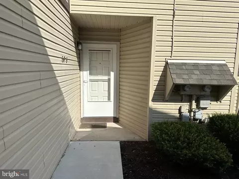 56 3 Holly Dr #3, Reading, PA 19606