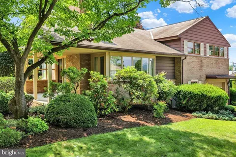 Exterior - 328 Wheatland Ave, Reading, PA 19607 photo 2 of 8