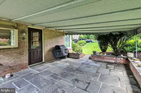 Exterior - 328 Wheatland Ave, Reading, PA 19607 photo 7 of 8