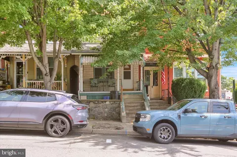 303 Chestnut St, West Reading, PA 19611