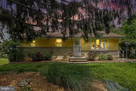 12 Bare, Reading, PA 19607