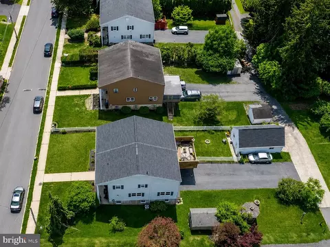 View/Area - 44 Walnut St, Reading, PA 19606 photo 3 of 4