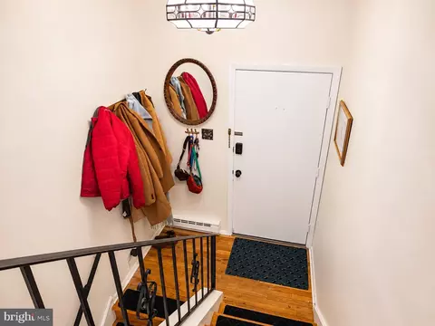 Entry Way - 44 Walnut St, Reading, PA 19606 photo 1 of 4