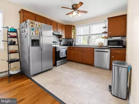 Kitchen - 44 Walnut St, Reading, PA 19606 photo 2 of 2