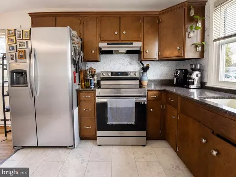 Kitchen - 44 Walnut St, Reading, PA 19606 photo 1 of 2