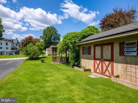 Exterior - 44 Walnut St, Reading, PA 19606 photo 3 of 3