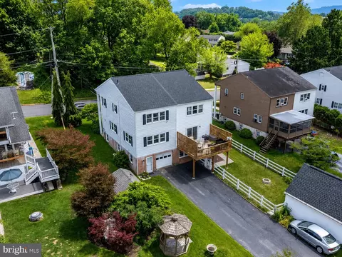 View/Area - 44 Walnut St, Reading, PA 19606 photo 2 of 4