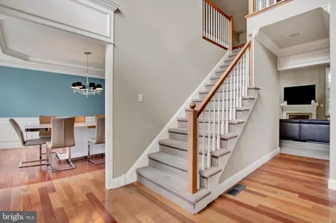 Entry Way - 181 Green Valley Rd, Sinking Spring, PA 19608 photo 2 of 4