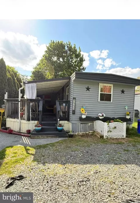 1113 Hollywood Dr, Reading, PA 19606
