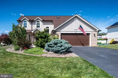 4300 Glenside Dr, Reading, PA 19605