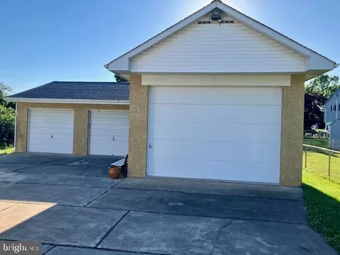 720 Lorane Rd, Reading, PA 19606 photo 6