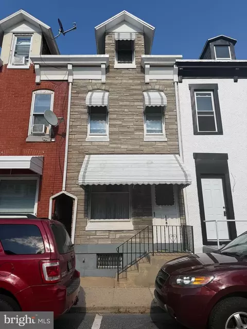 1541 Moss St, Reading, PA 19604