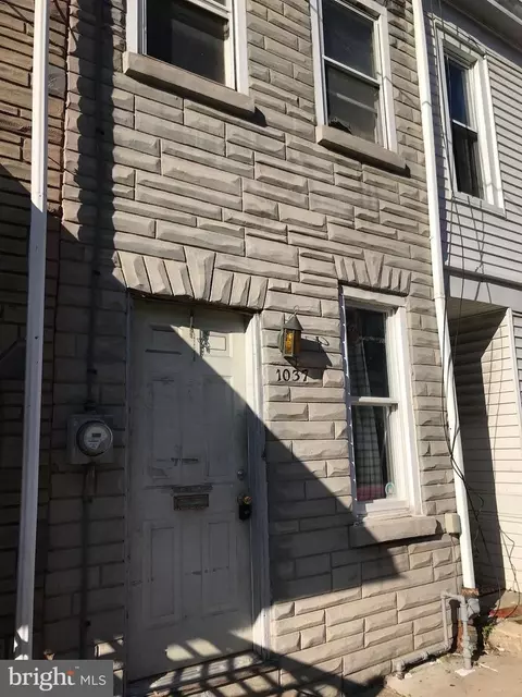 1037 Cotton St, Reading, PA 19602