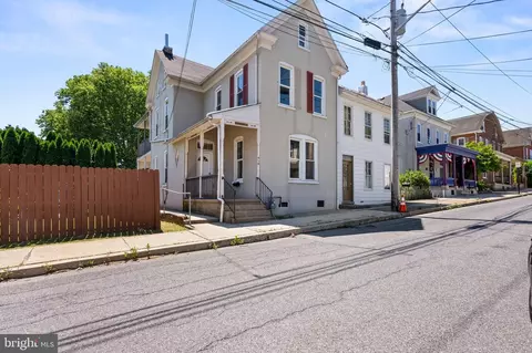414 W Walnut St, Kutztown, PA 19530