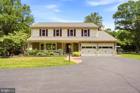 194 Meadow Glen Ln, Reading, PA 19607